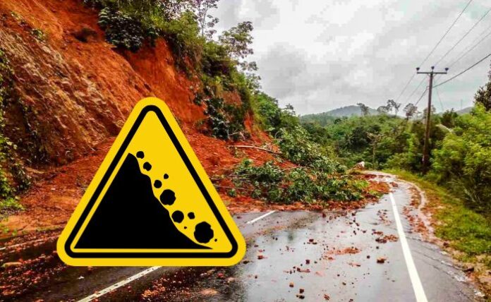 Landslide warnings issued to 09 districts