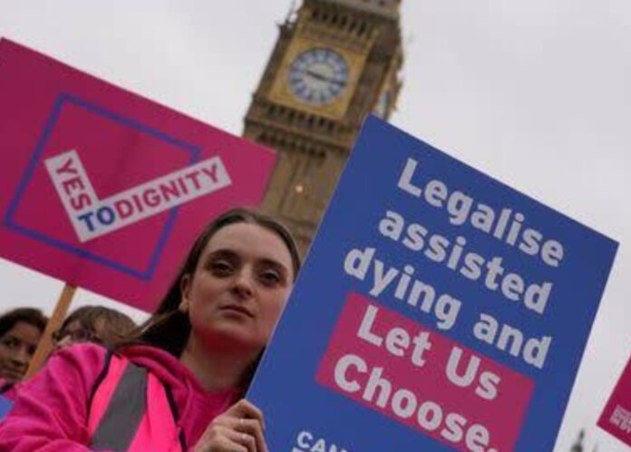 UK MPs vote in favour of historic bill to allow assisted dying