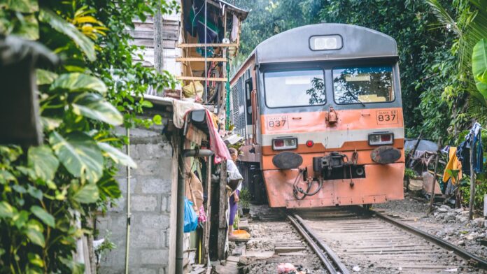 Cabinet approves housing for unauthorised railway line residents