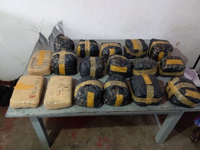 Two arrested with 35 kilos of Cannabis