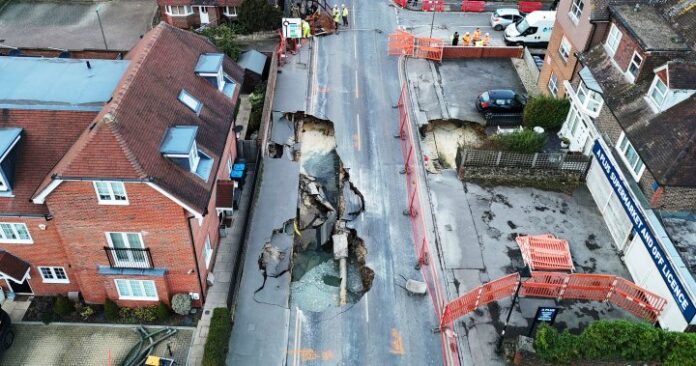 Massive sinkhole opens up in English village: ‘Absolute nightmare’ - National
