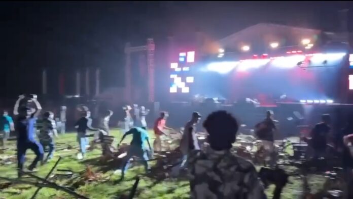 WATCH: Violence erupts in Sri Lankan Musical Show